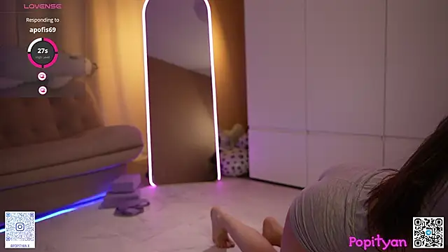 popityan1's Live XXX Chat