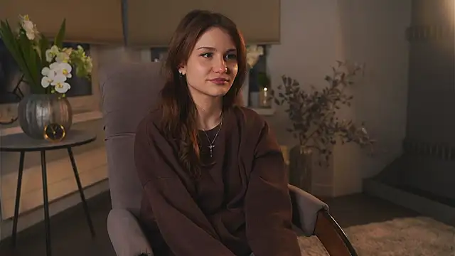 دردشة TifanyBerto الجنسية المباشرة