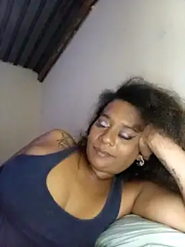 Chatroom XXX en direct de MiZzCreator