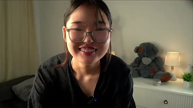 Chatroom XXX en direct de NelleMihalko