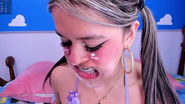 miss__evolet élő XXX-chatje