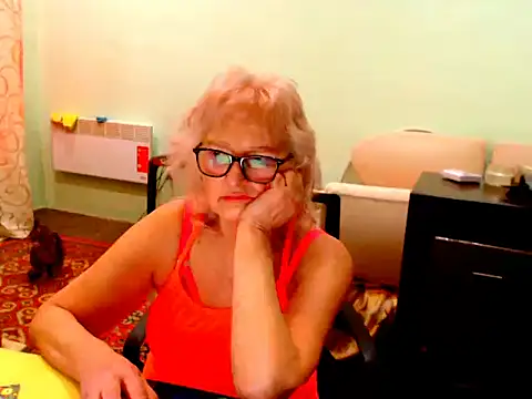 Natali7634 即時 XXX 聊天