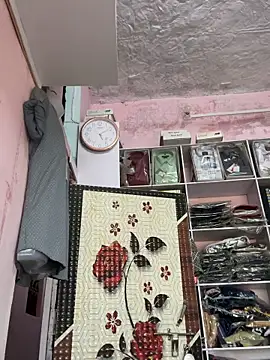 hardlysuck Webcamshow