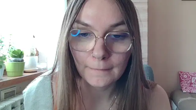 LooveELLYx Live XXX Chat