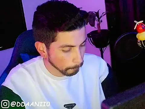 ddaanii0's Webcam Show