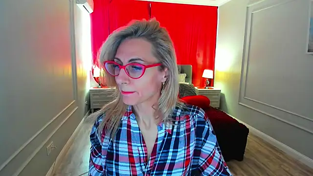 MuseOfStage's Live XXX Chat