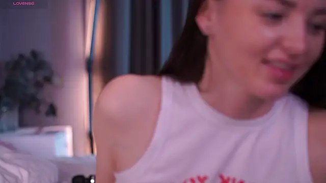 OliviaKis_ live XXX chat