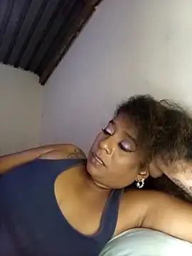 MiZzCreator – Live XXX-chat