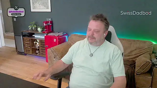 SwissDadbod Adlı Modelin Canlı XXX Sohbeti