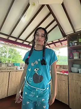 l0lita_emi Webcamshow