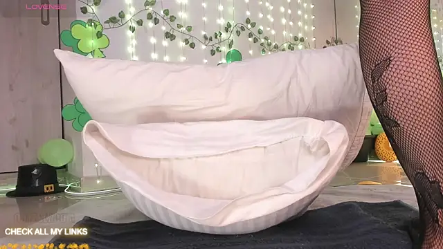 Chat XXX ao vivo de ohyesly_