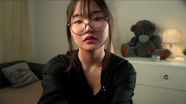 Czat XXX na żywo – NelleMihalko