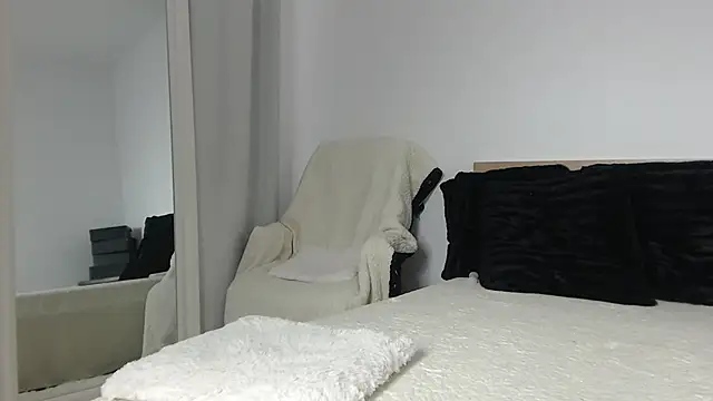 Layla23a Adlı Modelin Canlı XXX Sohbeti