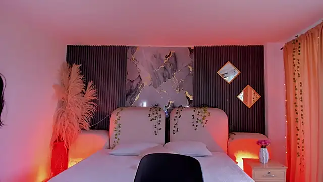 Agathaargent_ élő XXX-chatje