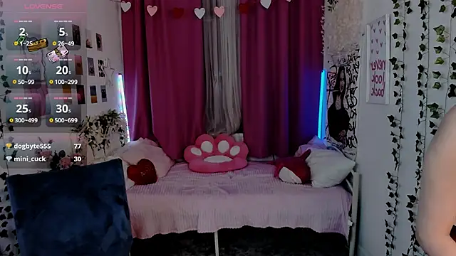 XXX chat uživo modela Alexa_Lexi_