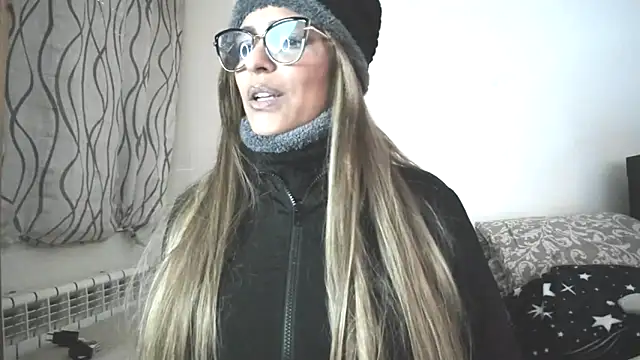 دردشة CristalDivine الجنسية المباشرة