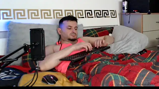 FuckToyBoy69 现场XXX聊天