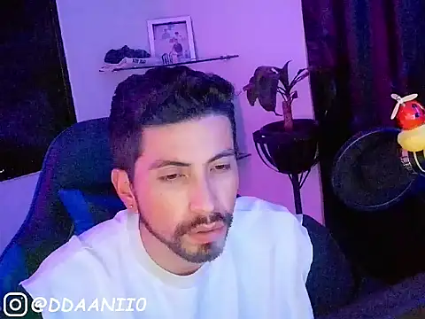 ddaanii0n Webbikameraesitys