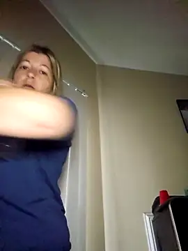 XXX chat uživo modela NikkiBlisss