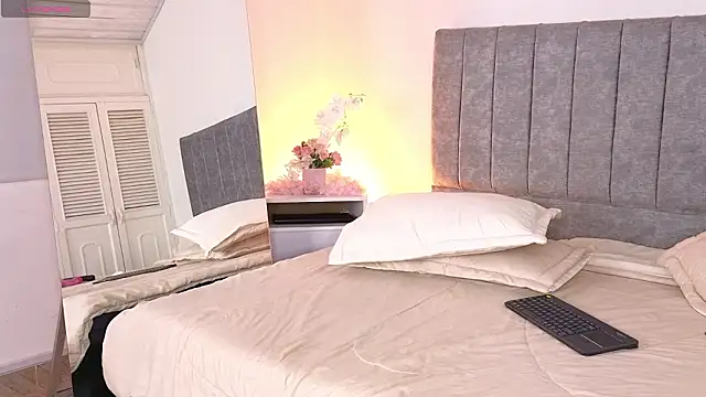 CurvyRosse_'s Live XXX Chat