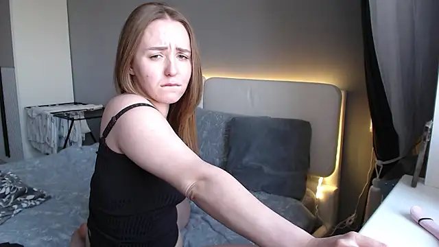 Reyleys: απευθείας συνομιλία ΧΧΧ