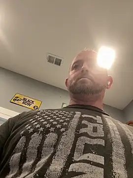 Enjoyedmine's Live XXX Chat