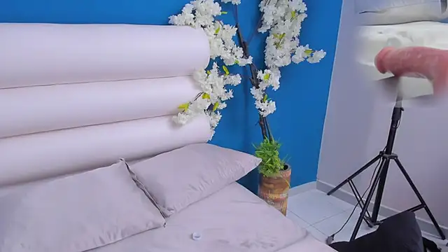 letty_strausn Live XXX chat