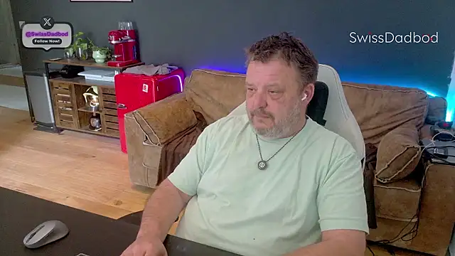 SwissDadbod 在線直播表演