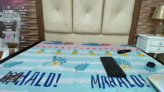 Miladiosa Live XXX-chat