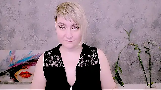 Živý XXX chat Djullia