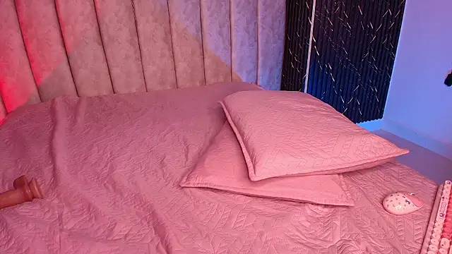 agath_69's Live XXX Chat