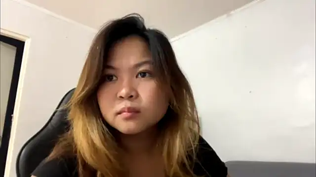 MaryjoTvedt 网络视讯表演