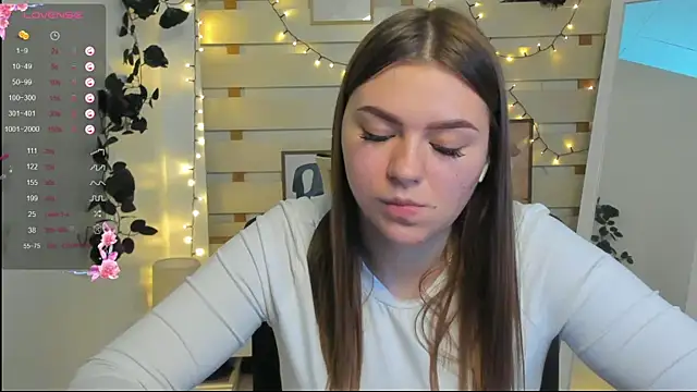 Josephine_Kiss 即時 XXX 聊天