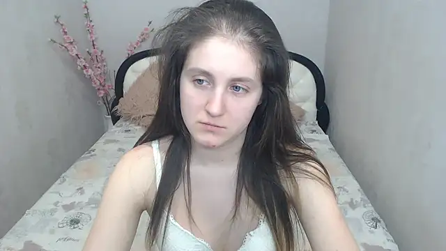 Holliy_Cooper: απευθείας συνομιλία ΧΧΧ