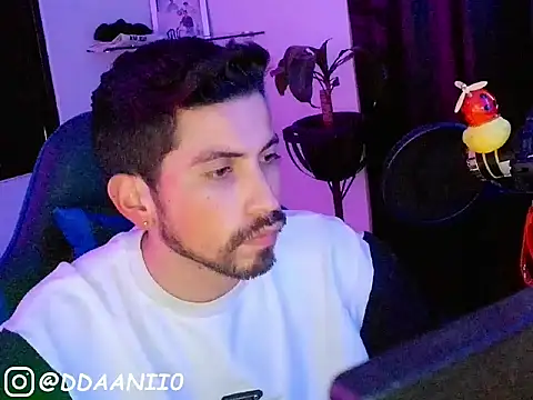 Вебкам-шоу ddaanii0