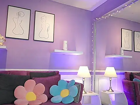 DahliaGrey Adlı Modelin Canlı XXX Sohbeti