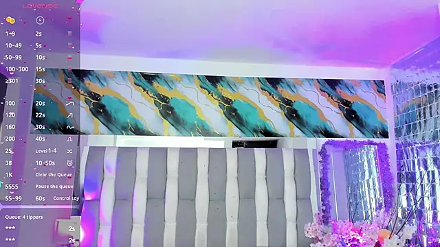 Chat +18 de IsaDiiaz ao vivo