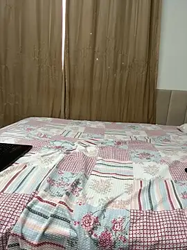 Chat +18 de vivicortez ao vivo