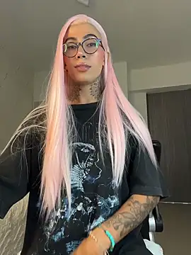 Chat +18 de miss_tatiana_ ao vivo