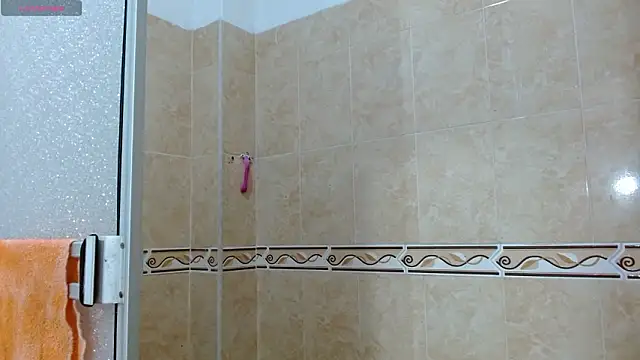 isabella_barbie: онлайн-секс-чат