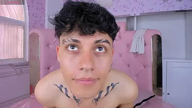 Dani_rivass élő XXX-chatje