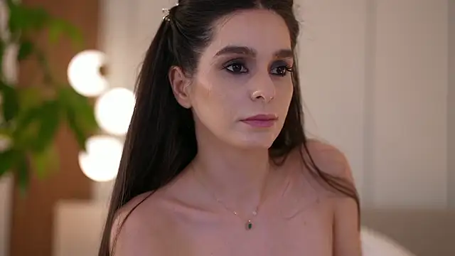 Chat +18 de DoviaClaire ao vivo