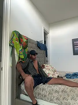 ZF-AthleteのライブXXXチャット