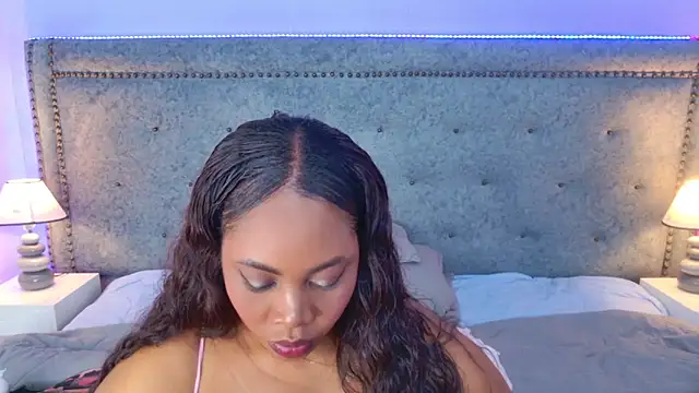 Chatroom XXX en direct de JackyNorris