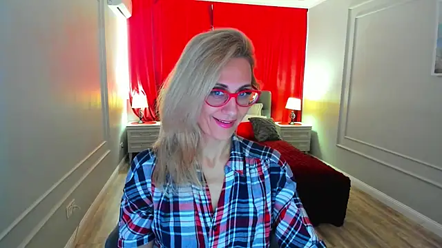 MuseOfStage's Live XXX Chat