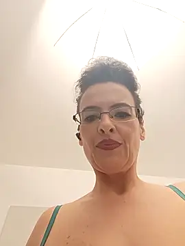 RebeccaNoble Adlı Modelin Canlı XXX Sohbeti