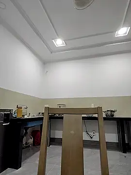 Famrita 在線直播表演