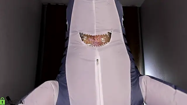 Chat +18 de luna_c0ra ao vivo