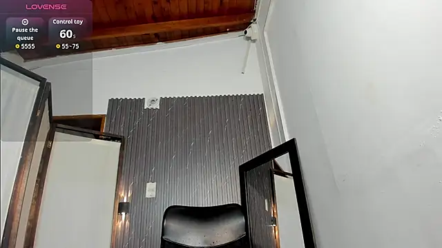 CharlotteKing8 Live XXX-chat