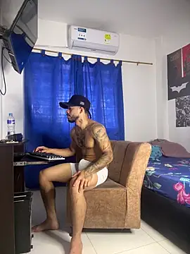 Kenny_romano 라이브 XXX 채팅